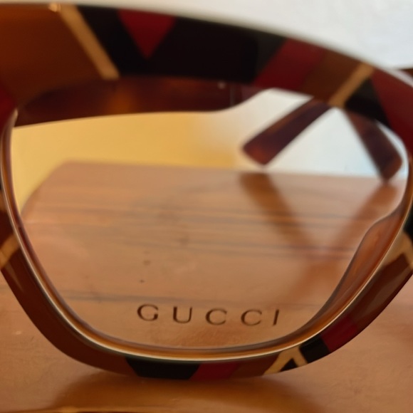 Gucci Women’s Multicolored Cat Eye-Blue Block Eyeglasses w/ Case - Picture 5 of 6
